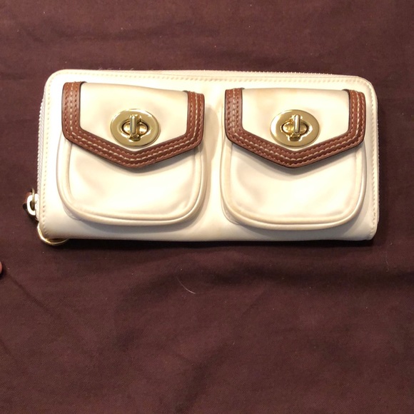 Coach wristlet/clutch set. 3 items, sold as set. - Picture 6 of 8